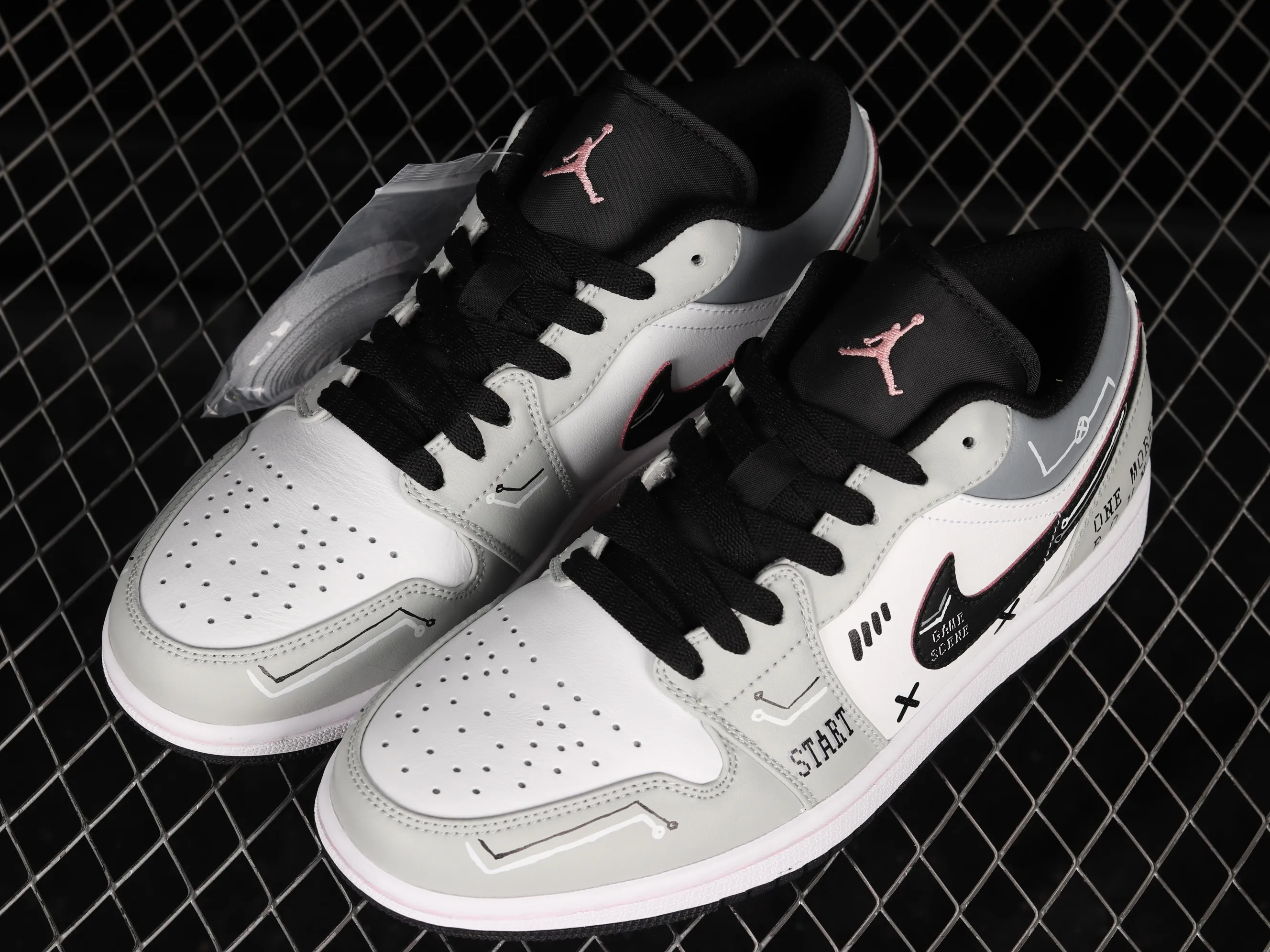 All categories Air Jordan Jordan series basketball shoes Air Jordan 1 Low Air Jordan 1 Low AJ1 Joe 1 customized sports culture basketball shoes 553558-062